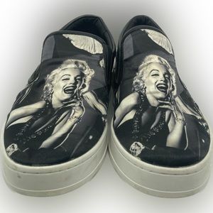FI-2346 Marilyn Monroe Print Slip on Low Cut Sneaker Encore by Fiesso Size 8